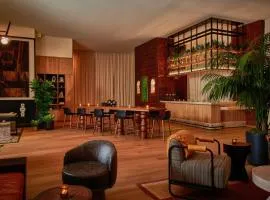 HOLLYWOOD VOLUME, a Tribute Portfolio Hotel