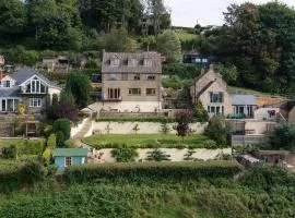 The Dormers - 5 BD Amazing Views of Stroud Valley