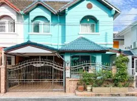 San-sabai House