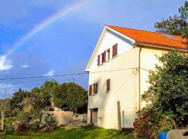 B&B Eagles Valley โรงแรมในFojo Lobal