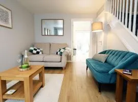 Relaxing 2-Bed Coastal Escape in Port Talbot