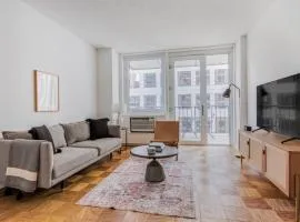 Blueground Midtown West gym nr Central Park NYC-1488