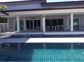 Kongsai Private poolvilla in Klong Khong