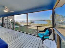 Whitaker Sea La Vie