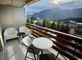 Pine Perch Leysin City Center، فندق في ليسين