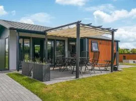 2 Bedroom Amazing Home In Süsel