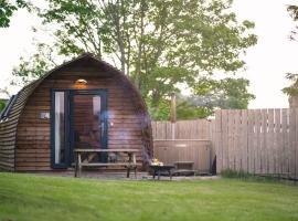 The Loft by Wigwam Holidays, vila v destinaci Kinloss