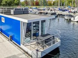 2 Bedroom Amazing Ship In Naarden