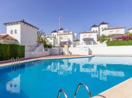 3 Bedroom Lovely Home In Cartagena