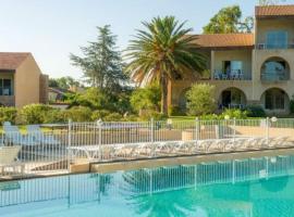 Appartement avec piscine à 2 pas de la plage, viešbutis mieste Linguizzetta