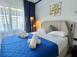 Voulis 45 Plaka Suite by Zeussuites
