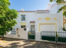 Cozy 3 BDR House Duplex With Patio by LovelyStay