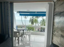 Karey 202,apartamento amoblado frente al mar