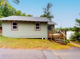 Anderson Lakeside Cabin