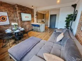 Stunning Central Apartment by City SuperHost