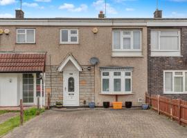 3-Bed House Sleeps 6 Free Parking Wifi, hotel a Basildon