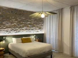 Maison des Cassiers By Les Fleurines