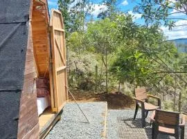 Glamping DESEO con Jacuzzi, Wifi, fogata y vistas de Medellín