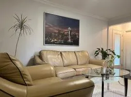 Perfect Fall and Winter Apartment in Des Moines