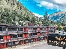 Waterfront on Glacier