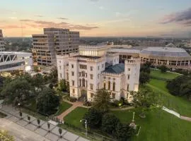 Hotel Indigo Baton Rouge Downtown by IHG