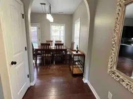 Beautiful home near Carowinds, Ballantyne