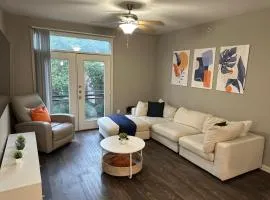 Spacious 1400sf 3bed 2bath Apartment