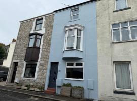 Home From Home, hotel in Portland