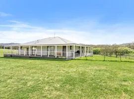 Kelly Creek Farm - Tolmie - Sleeps 10