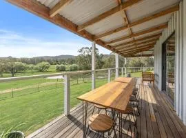 Kelly Creek Farm - Tolmie - Sleeps 10
