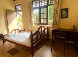 Noahs Ark Transit Stay