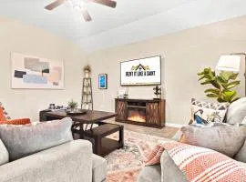 3BR Retreat Plush Beds High-Speed Wi-Fi