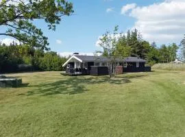3 Bedroom Beautiful Home In Ålbæk