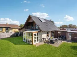 3 Bedroom Awesome Home In Nørre Nebel