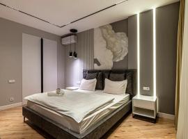 Beautiful apartment in the city center, ξενοδοχείο σε Yerevan