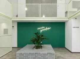 Room Garden by halu! - Free Parking, Next to Efkleidis Metro