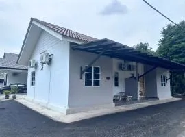 Saliff Cottage 2