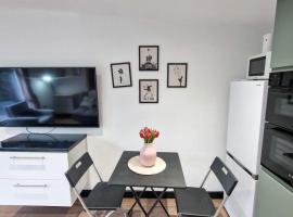 Kirkby Bungalow by City SuperHost、Kirkbyのバンガロー