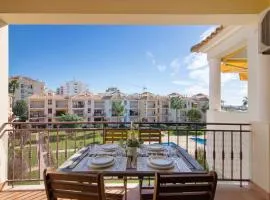 Cosy Apartment With Pool 2