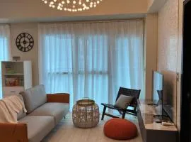 1BRFacing ManilaBay SunsetNear Okada Solaire 1Park