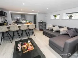 Mousehole by Grandeur Property