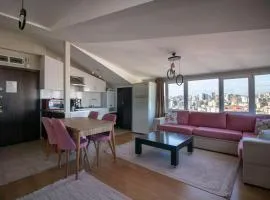 Charming 2BR Panoramic Views Penthouse in Maltepe