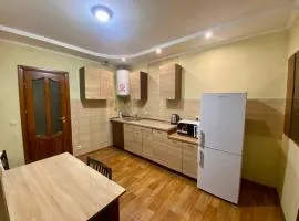 Акуратні апартаменти в центрі Львова
