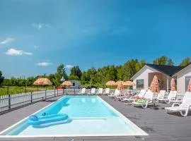 2 Bedroom Nice Home In Bobolin