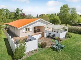 Nice Home In Rørvig With Kitchen