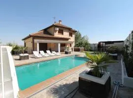Casa Jardin del Valle TuCasaTemporal