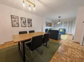 NEW BELGRADE Lovely three bedroom apartment