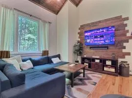 First Chair Chalet- Hot Tub, Fire Pit, Bike Storage