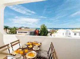 Host Wise - Bright Lovely Flat - Balcony