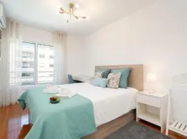 Host Wise - Stunning Trendy Flat w Balcony - Matosinhos